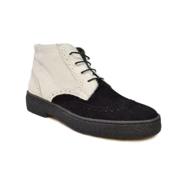 British Walkers Pony and Baby Lama Men s Black and White Skin Online Sale