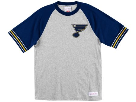 Mitchell & Ness Blues S S Team Captain Tee on Sale